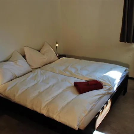 Apartment Chesa Arnica A1 By Interhome